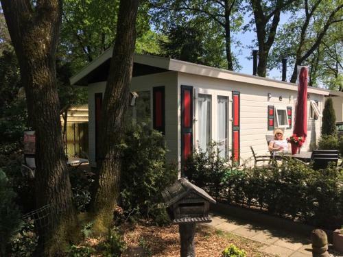 Chalet Aan De Rand Van De Heide En Het Bos