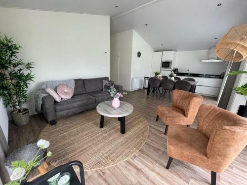Modern Chalet On The Water In The Brabant Kempen
