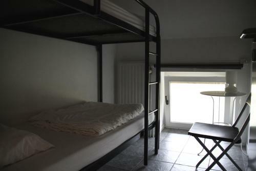Hoeve "doodleger"