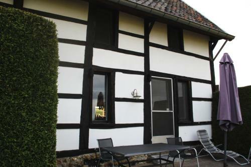 Hoeve "doodleger"