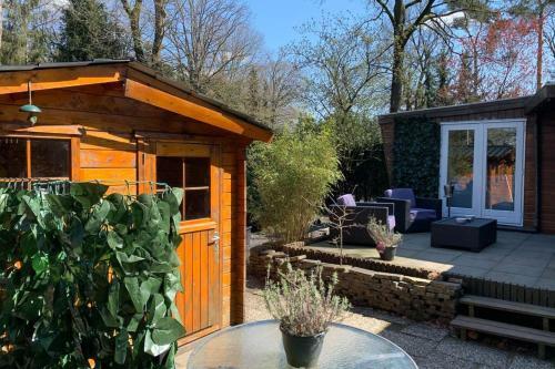 Apartamento Private Bungalow / Wood Fired Hottub