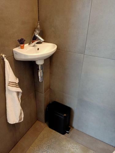 Bed & Breakfast Bij De Vlaamse Schuur