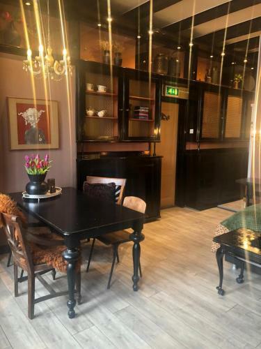 Hotel Slapen Bij Caf� De Concurrent