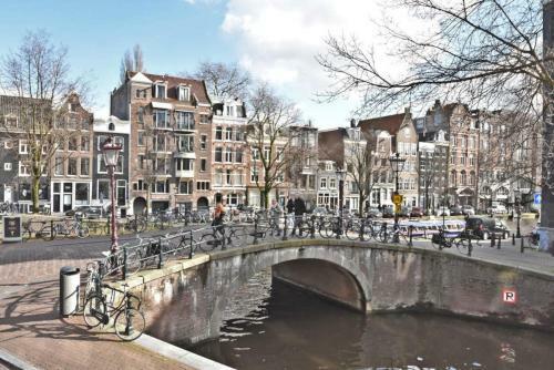 Hotelhuisje Warmenhuizen #c