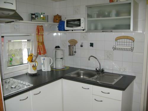 Ferienpark Vislust Chalet Direkt An Der Gracht Mit Bootsanlegesteiger