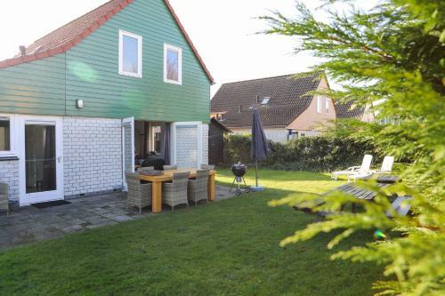 Vakantiewoning 114 In Villapark de Oesterbaai