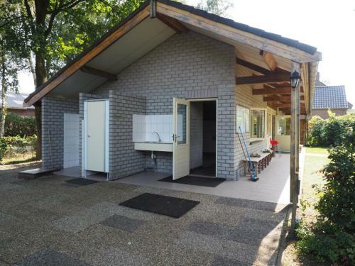 Chalet - Camping 't Dekske