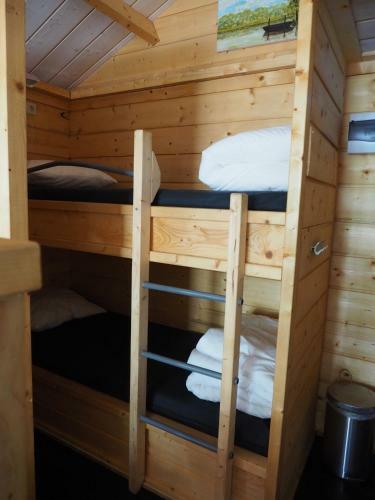 Chalet - Camping 't Dekske