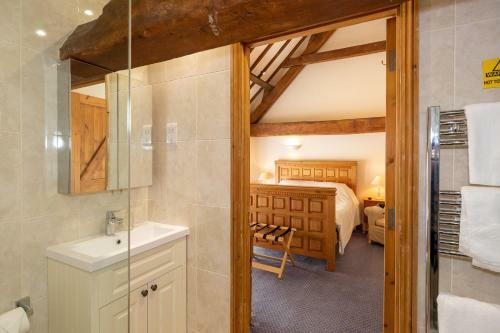 Hostal Church Farm Lodge