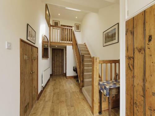 Middle Lodge