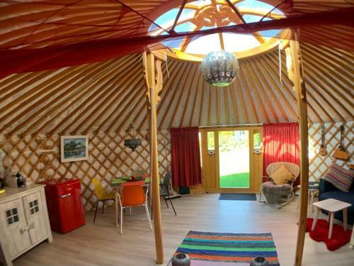 Overnachten In Een Luxe Yurt!