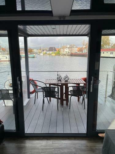 Apartamento Slapen Op Het Water