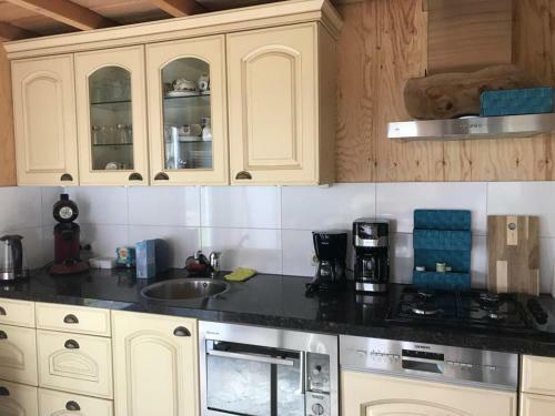 Bed & Breakfast B�d En Brochje De Hollen