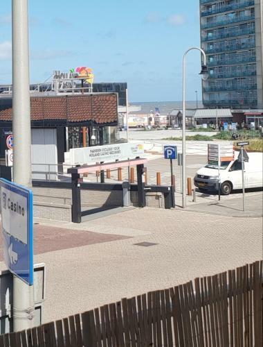 Hostal Rembrandts Beach View