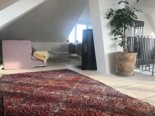 Big And Beautiful Villa In Nyhamnsl�ge