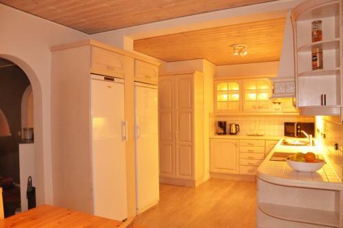 Villa Charming House With Panoramic Sea View Over Br�viken!