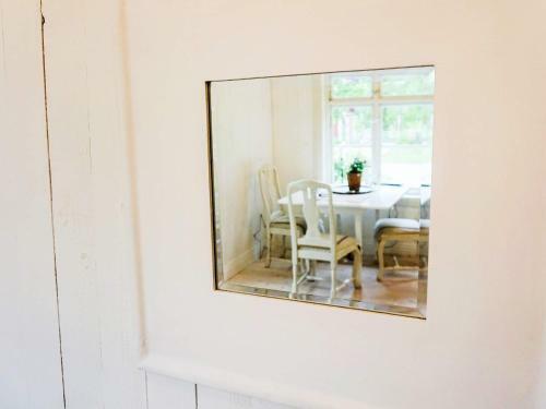 Holiday Home �rebro