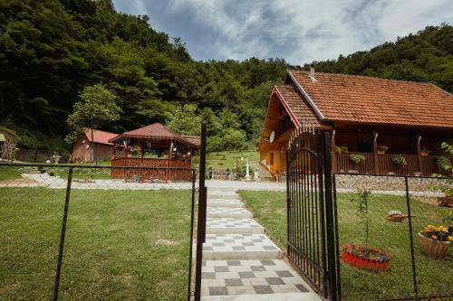 Lodge Cabana De Pe Vale