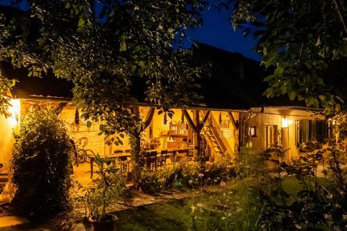 Hostal Villa Rihuini Authentic Saxon House