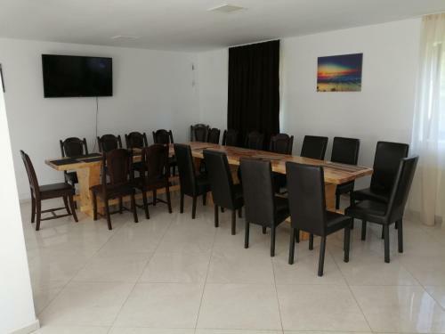 Hostal Pensiunea Perla R�u?or