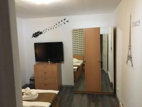 Apartamento Karla Residence / Greta Residence