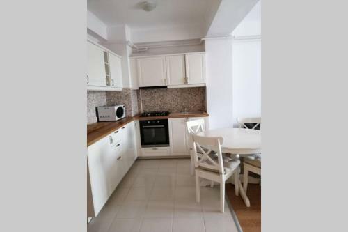 Luxury Apartment Militari Residence