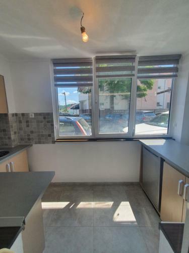 Apartamento Garsoniera Langa Shopping City