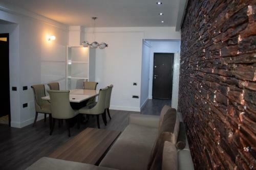 Apartament Valcea