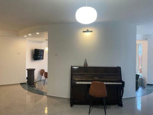 Hostal Budux Delux Vila