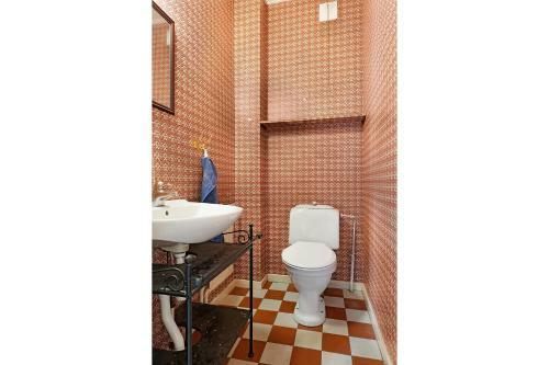 Charming Old 3br House W/ Open Location Near Pite� And Markbygden