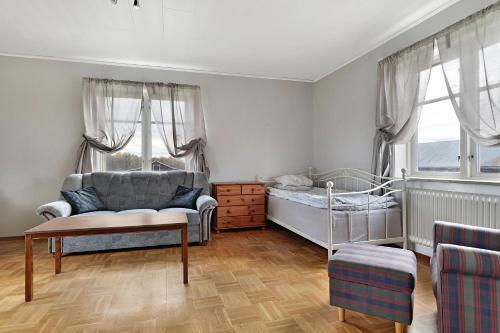 Charming Old 3br House W/ Open Location Near Pite� And Markbygden