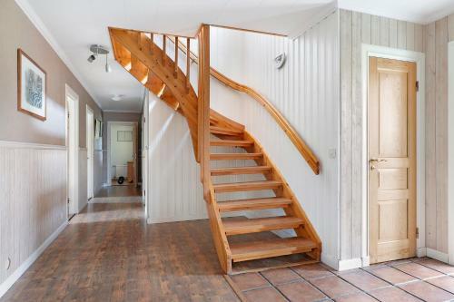 Large Spacious 4br House Perfect For Workers Near Wind Farms