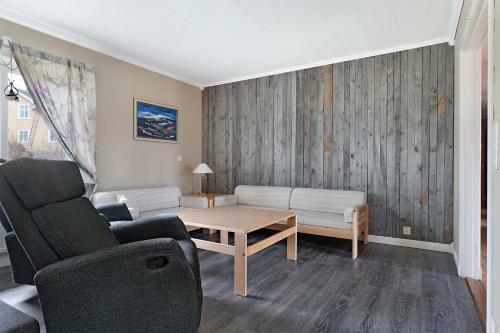 Large Spacious 4br House Perfect For Workers Near Wind Farms