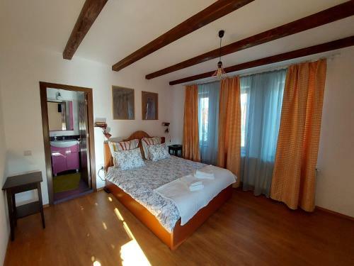 Hostal Pensiunea Vera