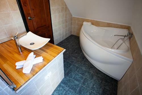 Hostal Vila Dino