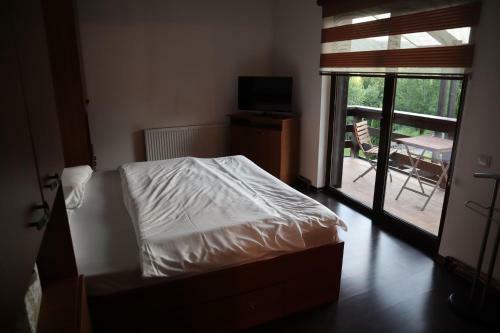 Cosy Forest Chalet