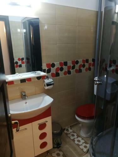 Lodge Floare De Colt