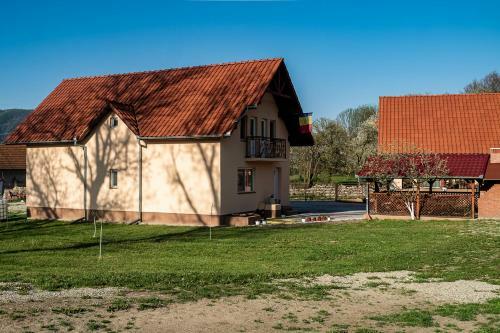 Bed & Breakfast Pensiunea Dan-ge-la