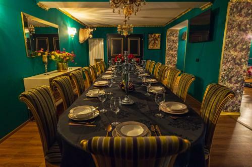 Hostal Moft Villa