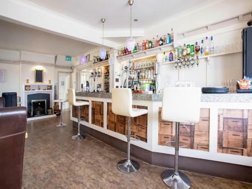 Cliffemount Hotel