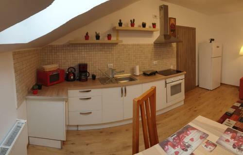 Lenz Apartment 2 Predeal