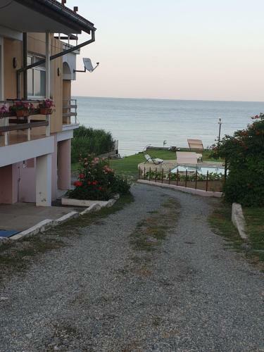 Hostal Poarta Apelor