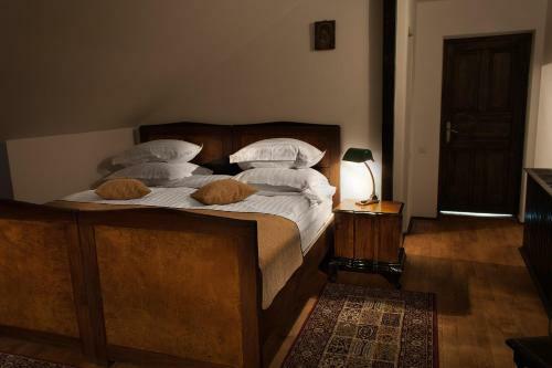 Hostal Pensiune-restaurant Tara Luanei