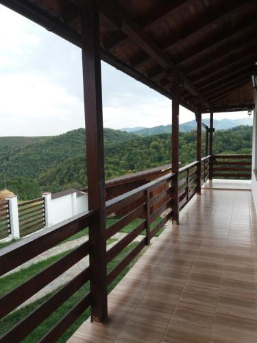 Lodge Vila Aloman
