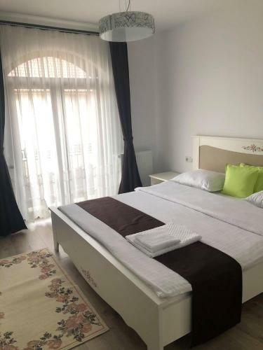 Hostal Holiday Luxury Villa With Private Garden