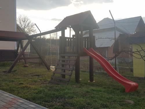 Hostal Pensiunea La Nucu