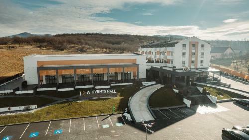 Iza Hotel