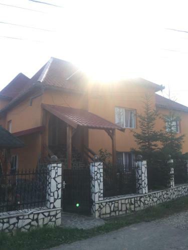 Hostal Pensiunea Brezu