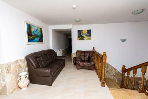 Hostal Pensiunea Tavisa