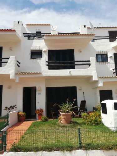 Moradia T2+1 Com Piscina